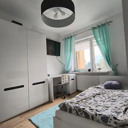Rum i privatbostad Przy Lotnisku Krakow